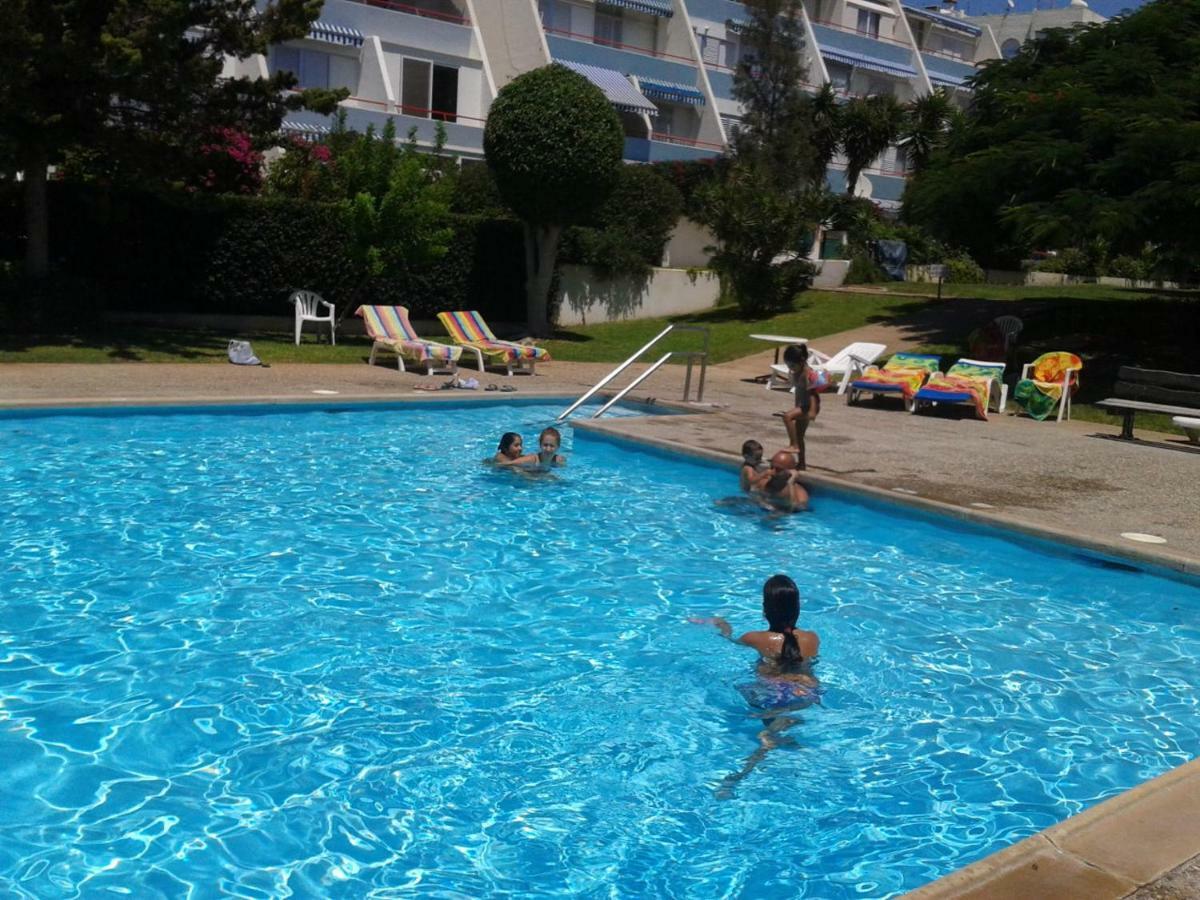 Amathusia Beach Apartment 레메소스 외부 사진